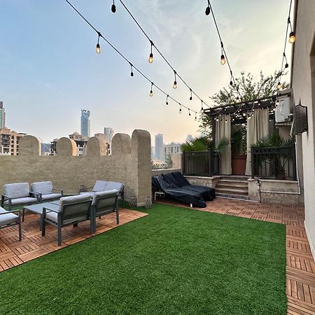 Durrani Homes: Garden Oasis at Souk Al Bahar with Jacuzzi Dubai Exterior photo
