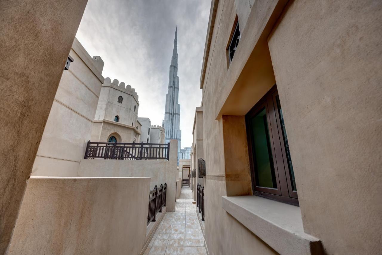 Durrani Homes: Garden Oasis at Souk Al Bahar with Jacuzzi Dubai Exterior photo