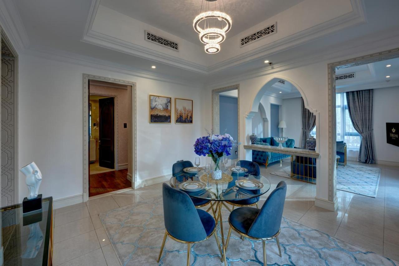 Durrani Homes: Garden Oasis at Souk Al Bahar with Jacuzzi Dubai Exterior photo
